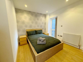Budget Double Room in Acton, Near Central London & Heathrow